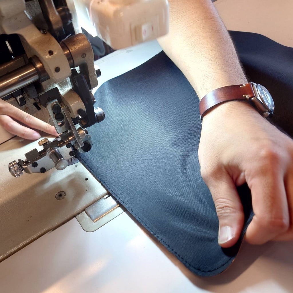 大人ボディバッグの随時作成中 - 新進工房