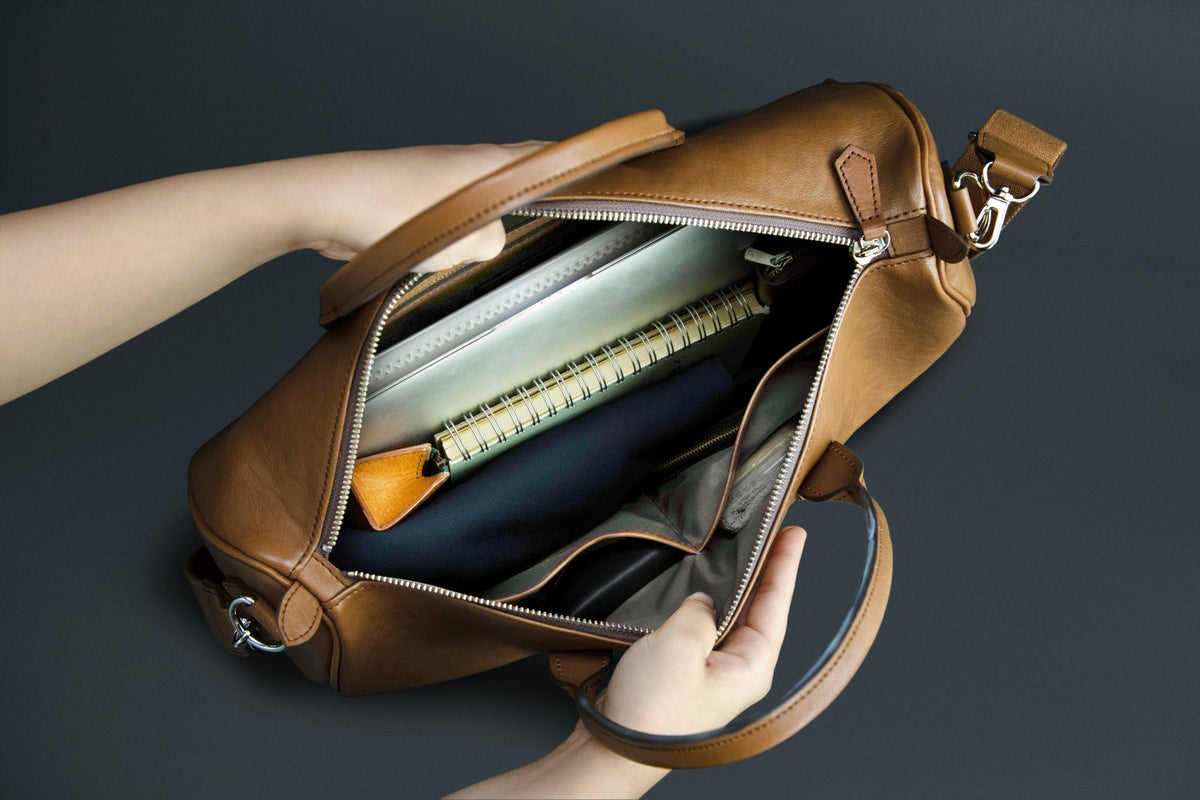 大人ボストンバッグ マテーラレザー(発送時期:4月末頃) – 新進工房