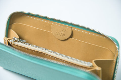 キャビアスキンレザー(全3色) 極小長財布 batard - バタール - 新進工房