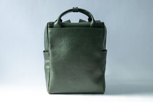 大人スクエアリュック マテーラレザー(2026年2月発送)