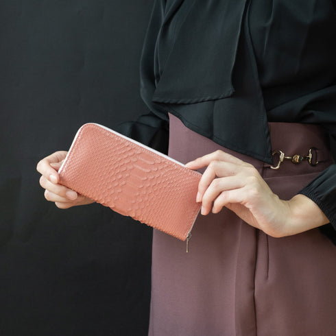 限定レザー パイソン ピンク 極小長財布 batard - バタール - 新進工房