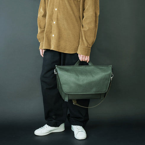 大人メッセンジャーバッグ<br> - Matera Leather - <br>(発送時期:2026年6月末) - SINSIN