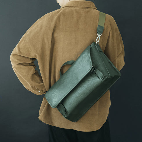 大人メッセンジャーバッグ<br> - Matera Leather - <br>(発送時期:2026年6月末) - SINSIN