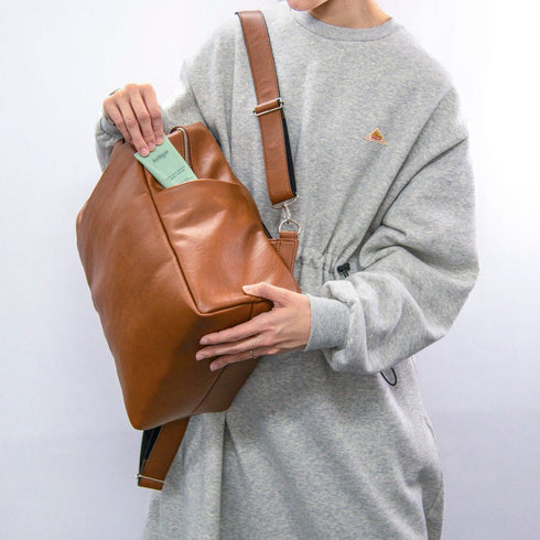 大人スクエアリュック<br> - Matera Leather - <br>(発送時期:6月末頃) - SINSIN