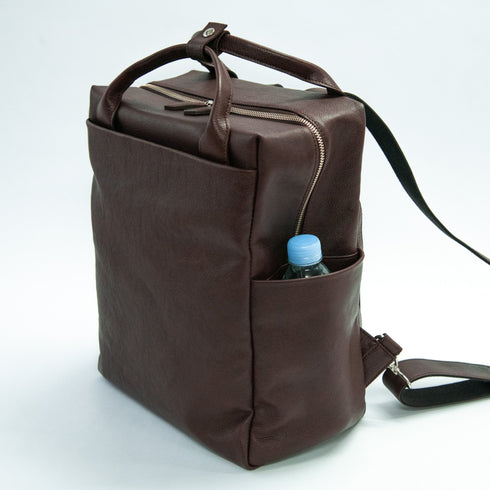 大人スクエアリュック<br> - Matera Leather - <br>(発送時期:6月末頃) - SINSIN