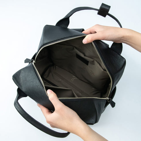 大人スクエアリュック<br> - Matera Leather - <br>(発送時期:6月末頃) - SINSIN