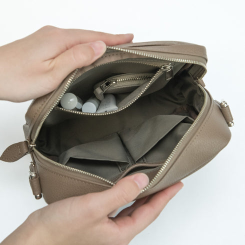 大人クロスボディバッグ<br> - Premium Leather - <br>(発送時期:2026年7月末) - SINSIN