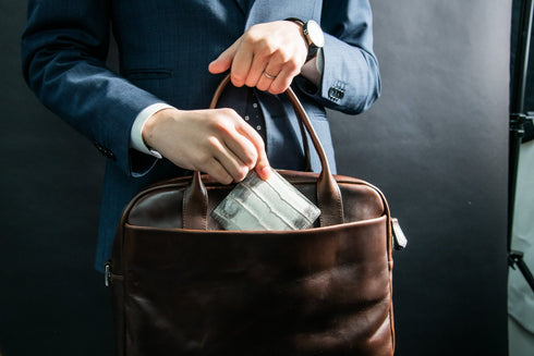 ヒマラヤクロコダイルレザー 極小二つ折り財布 Coupe - クッペ - 新進工房