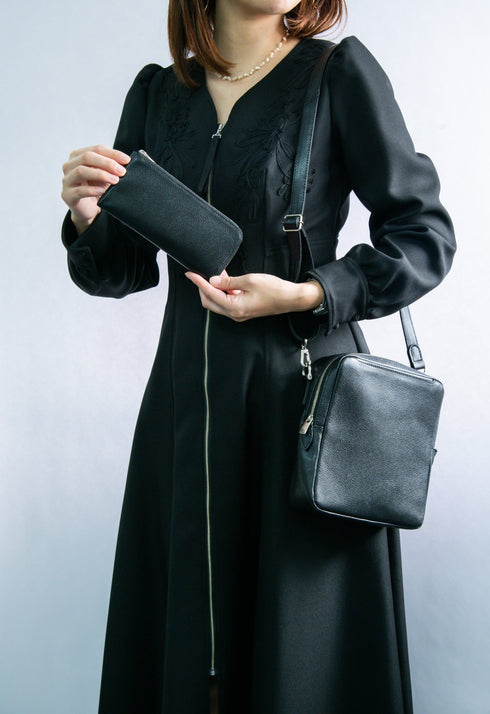 キャビアスキンレザー(ブラック) 極小L字長財布 Flute - フルート - 新進工房