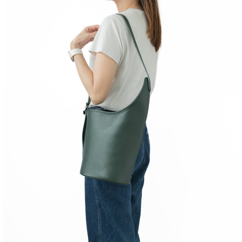 大人アシンメトリーバケットバッグ - Premium Leather - SINSIN