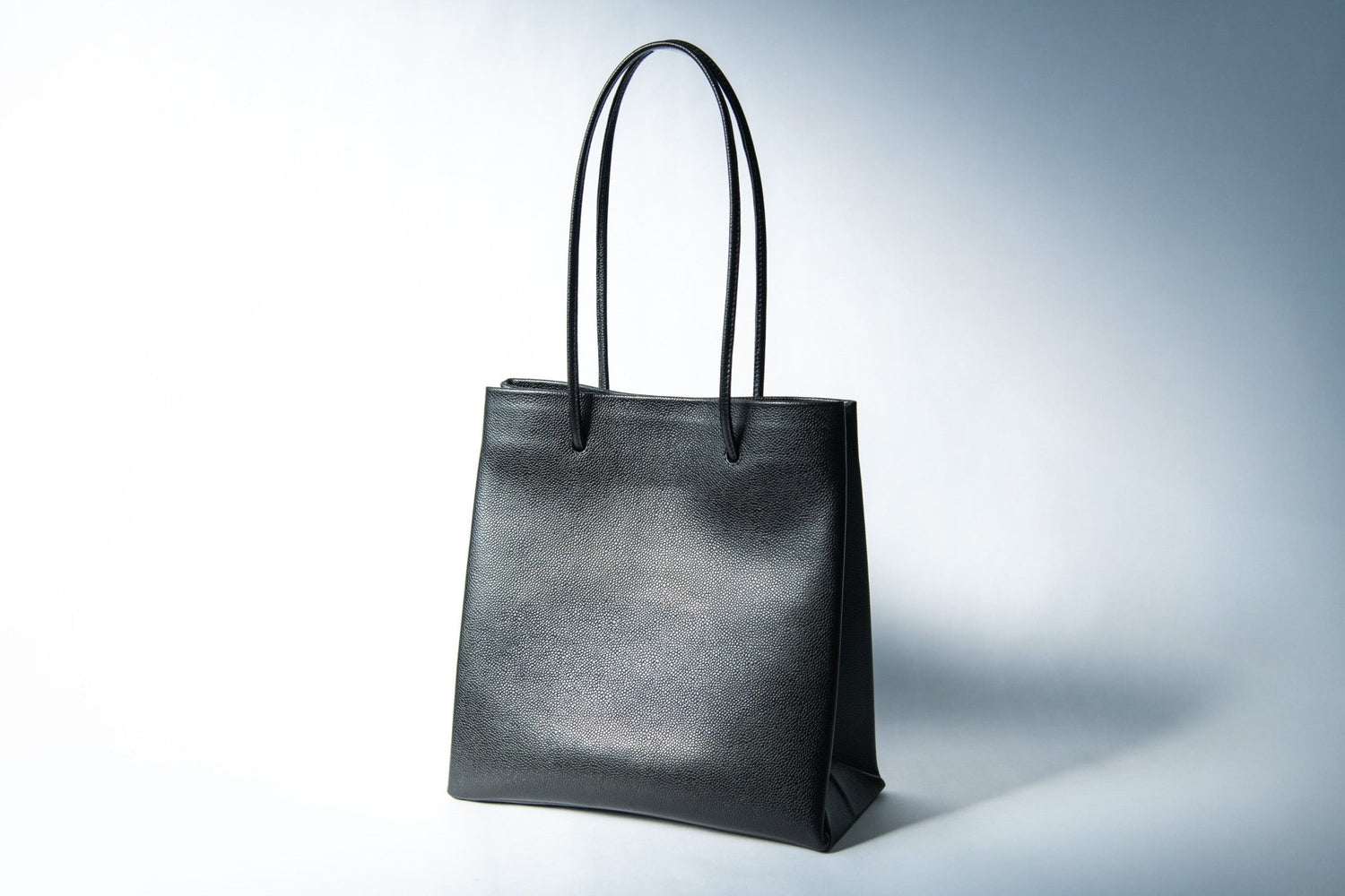 大人革袋 キャビアスキンレザー(ブラック)