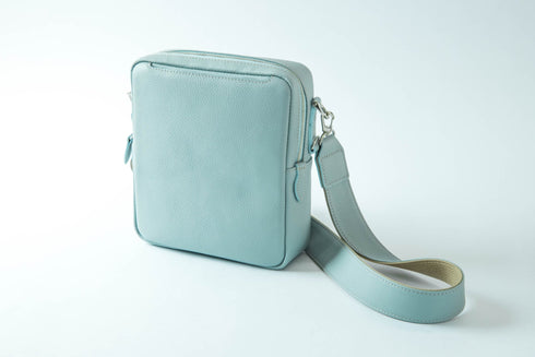 大人クロスボディバッグ プレミアムレザー - 新進工房