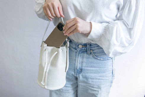 大人巾着バッグ プレミアムレザー - 新進工房