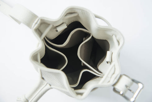 大人巾着バッグ プレミアムレザー - 新進工房