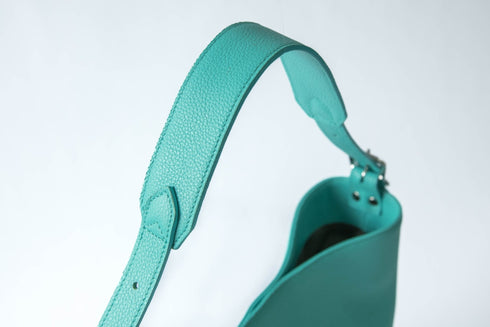 大人バケットバッグ プレミアムレザー - 新進工房