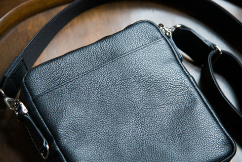 大人クロスボディバッグ プレミアムレザー - 新進工房