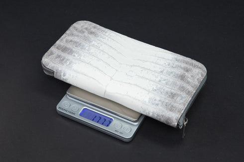極薄長財布レガーロ - regalo - ヒマラヤクロコダイルレザー スノーホワイト (発送時期:2月末頃) - 新進工房
