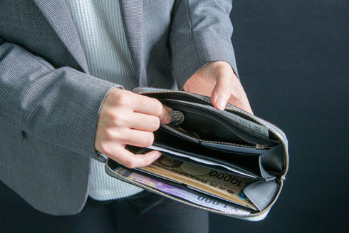 極薄長財布レガーロ - regalo - ヒマラヤクロコダイルレザー スノーホワイト (発送時期:2月末頃) - 新進工房